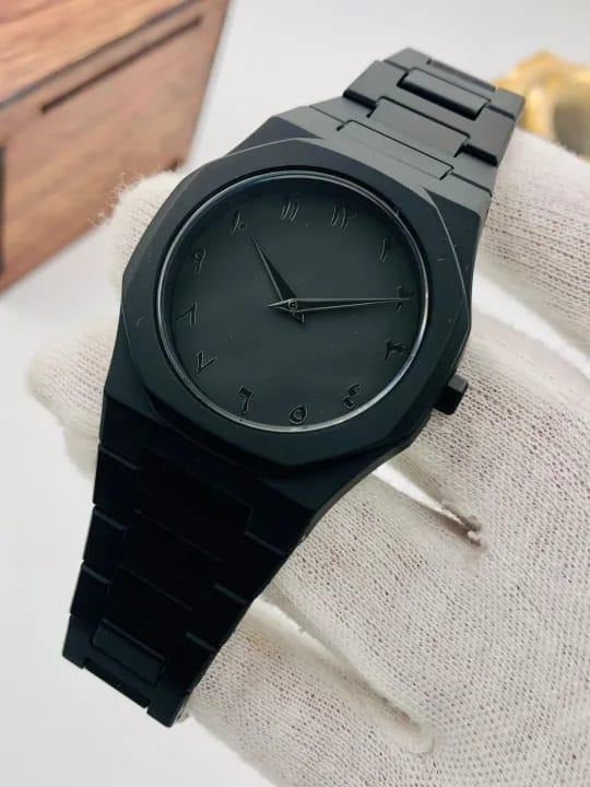 The Noir Eastern Minimalist – Matte Black