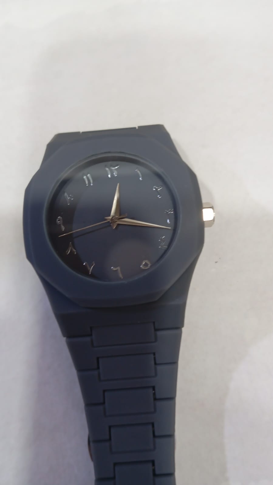 The Noir Eastern Minimalist – Matte Black